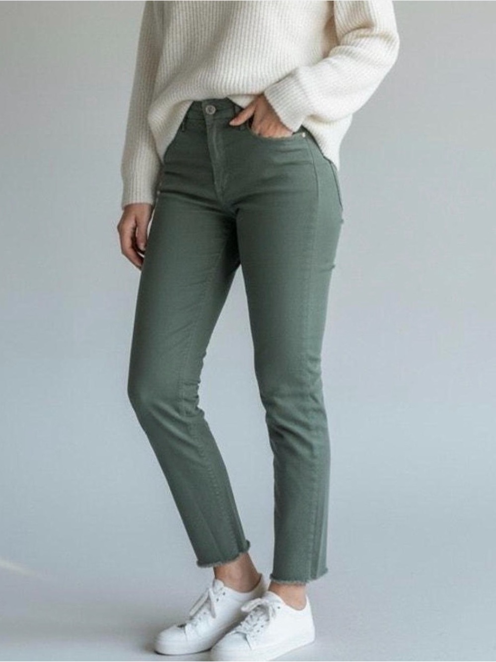 Frank & Eileen Sligo Pants Womens Sz 26 Sage Green Tapered Effortless Mid Rise